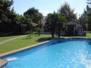 RADOSLAV MUNJIN Anuncios de Propiedades en Nos |  PERMUTO CASA CHILENA 300 MTS EN PARCELA DE 6000 EN CONDOMINIO DE NOS, POR CASA O DEPARTAMENTO VALOR SIMILAR EN LAS CONDES O VITACURA