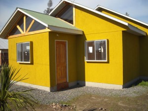 Ovando y Cabrera Servicios Ltda Anuncios de Propiedades en Melipilla |  MELIPILLA, Casa en Sector Bollenar, Casa de madera finas terminaciones de 48 Mt� en 800 Mt� de Terreno.