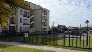 Isabel Argando&ntilde;a Anuncios de Propiedades en La Serena |  Arriendo departamento 1 pieza a&ntilde;o corrido gastos comunes incluidos, Semiamoblado estacionamiento vista al mar piscina seguro